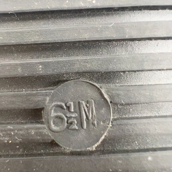 Naked Feet Women's Black/Gray Sandals 6.1/2M - Picture 7 of 7